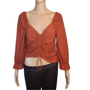 Almost Famous Shirt Cropped Chinched Burnt orange Womens Size Large Juniors